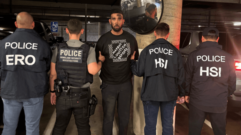 Ahmed Mohamed being detained