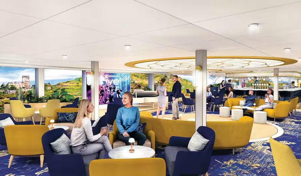 Bar on TUI Aria