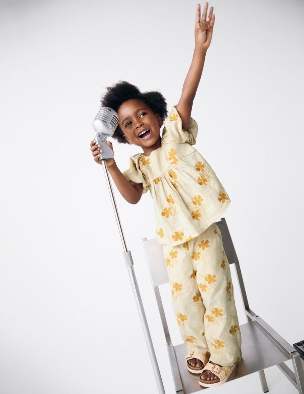 Child wearing M&S Kidswear