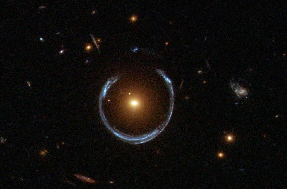 Cosmic Horseshoe galaxy