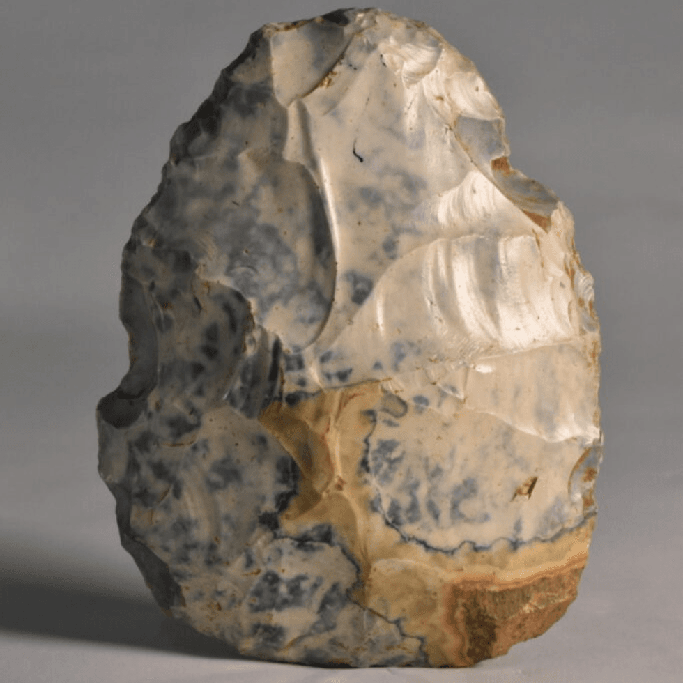 Handaxe