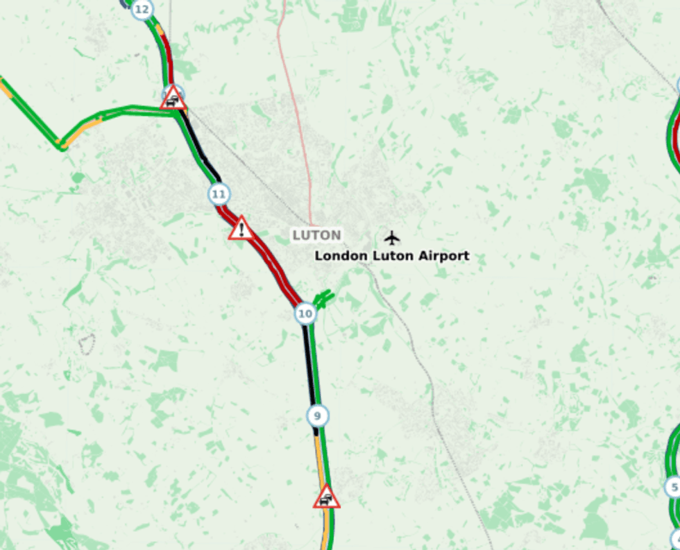 Overturned HGV on the M1