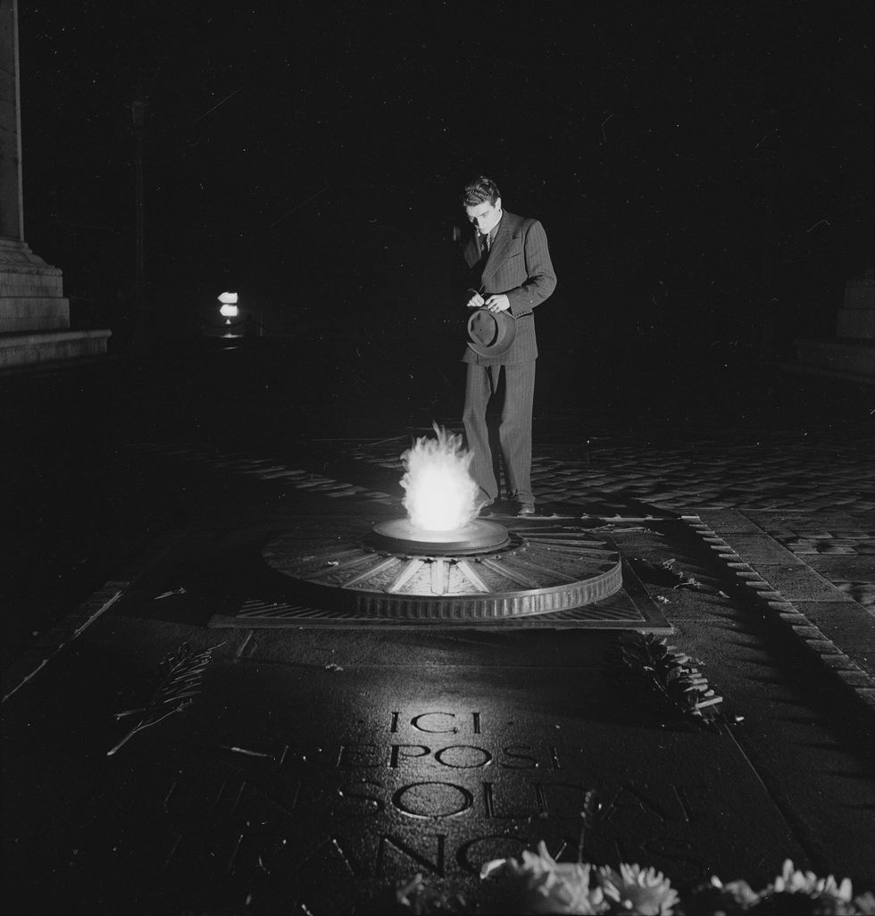 Paris's Tomb of the Unknown Soldier